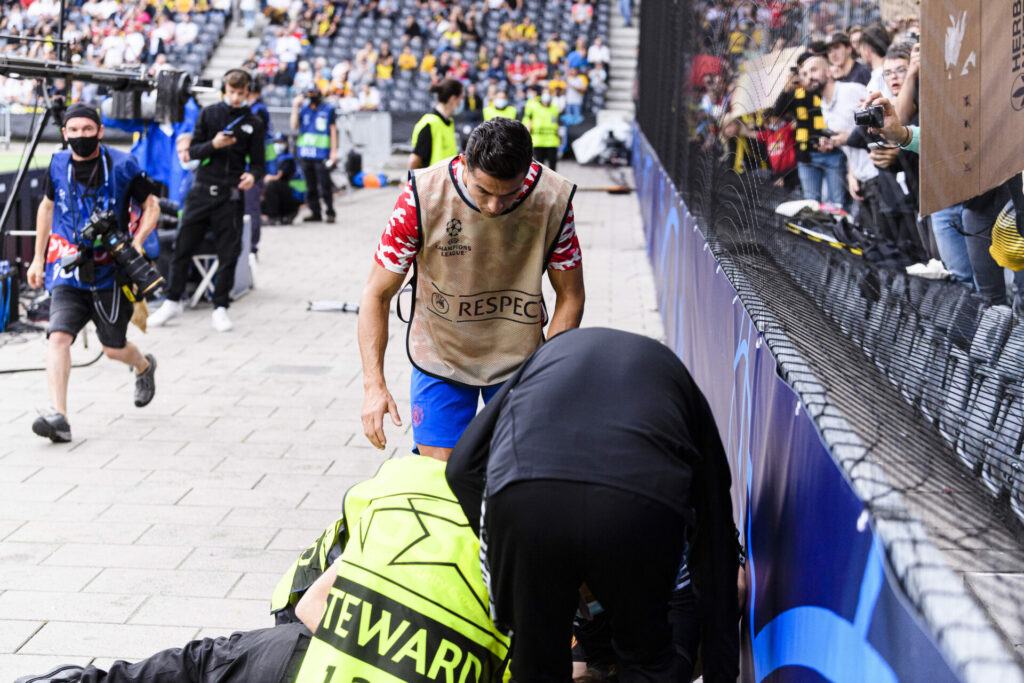 Ronaldo hit a steward