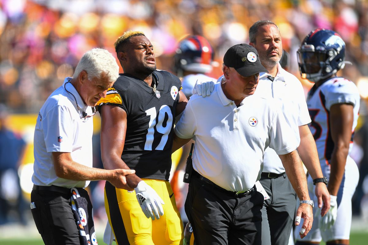 JuJu Smith-Schuster shoulder injury Pittsburgh Steelers surgery shoulder