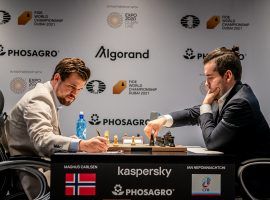 Magnus Carlsen (left) and Ian Nepomniachtchi (right) have fought to three draws to open the 2021 World Chess Championship. (Image: Eric Rosen/FIDE)