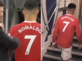 Ronaldo left the pitch immediately after the game at Stamford Bridge finished. (Image: Twitter/besoccer_ES)