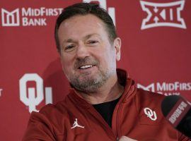 Bob Stoops will come back to coach Oklahoma one last time as interim coach for the Alamo Bowl against Oregon. (Image: Sue Ogrocki/AP)