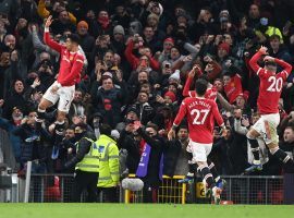 Cristiano Ronaldo scored goals 800 and 801 in his career as Man United beat Arsenal 3-2 at Old Trafford on Thursday. (Image: Twitter/manutd)