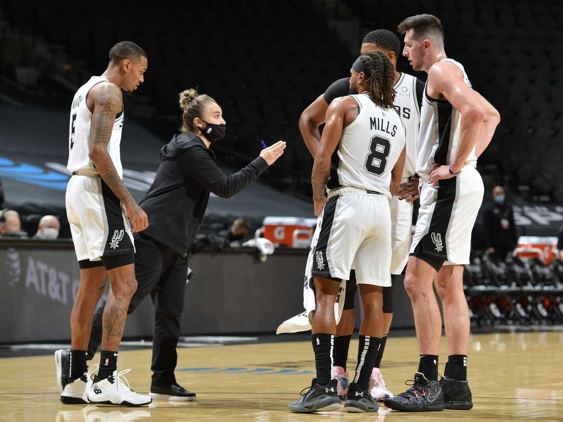 Becky Hammon Aces odds