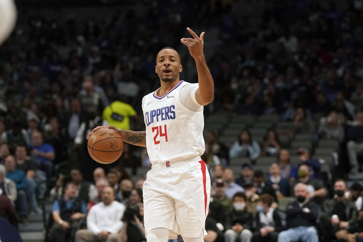 Norman Powell Clippers foot injury fractured