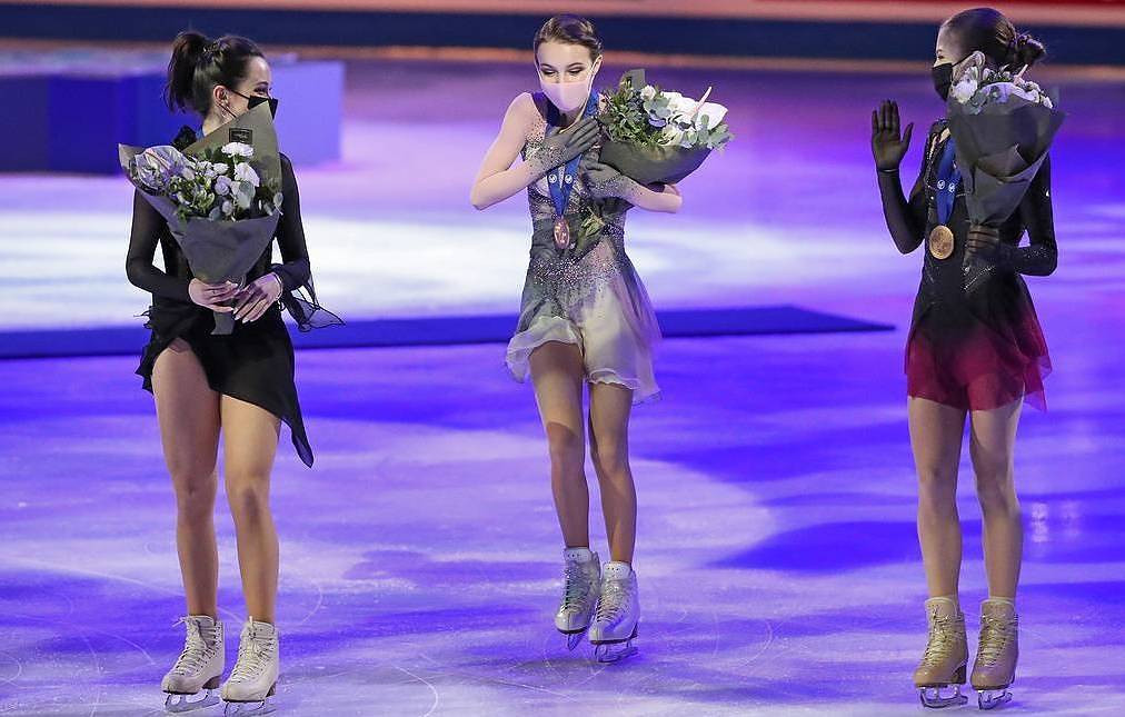 Russian women swept the podium at the 2021 World Figure Skating Championships. The ROC expects the same level of dominance in the team figure skating competition at the Winter Olympics. (Image: Natalia Fedosenko/TASS)