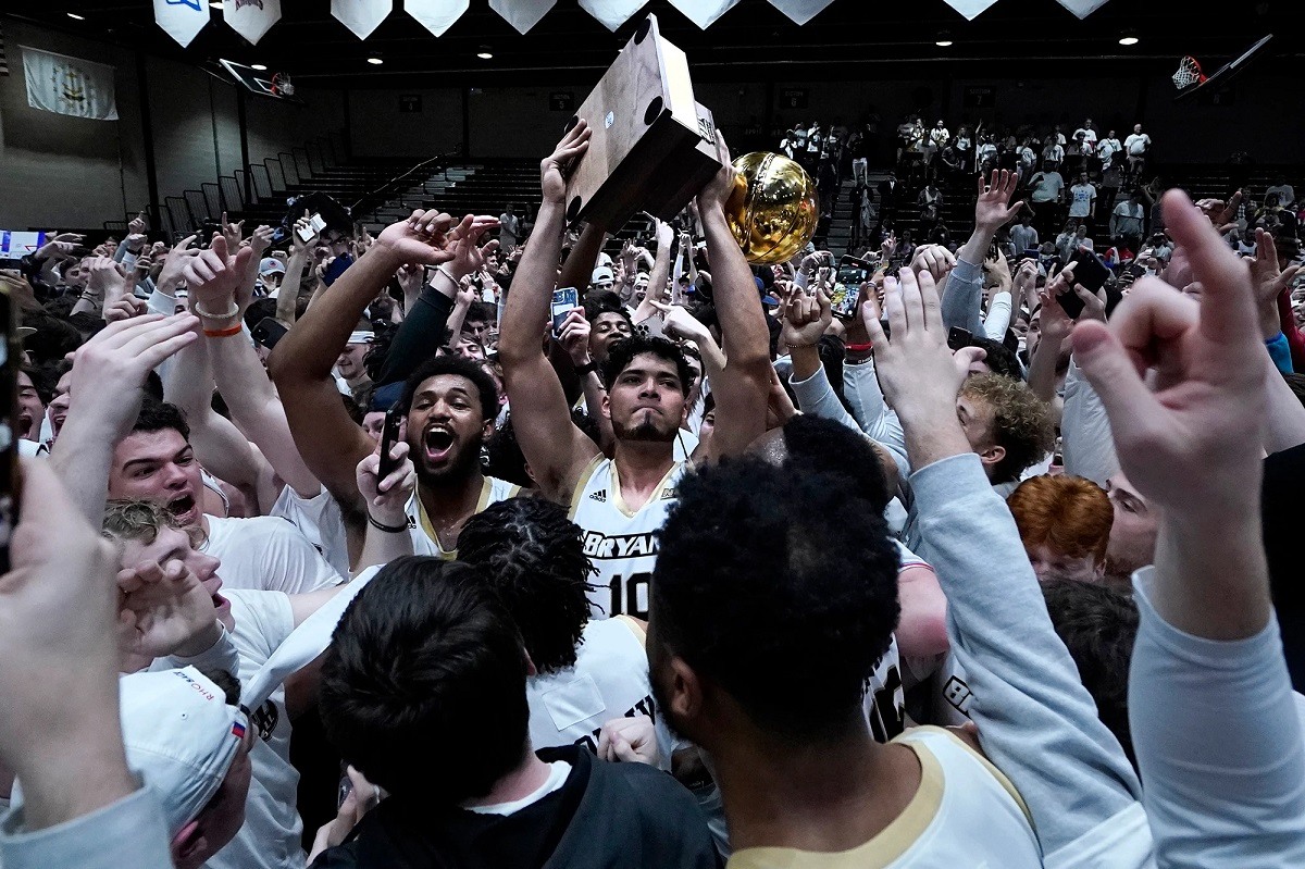 Bryant Wagner Brawl NEC Conference tournament championship finals March Madness