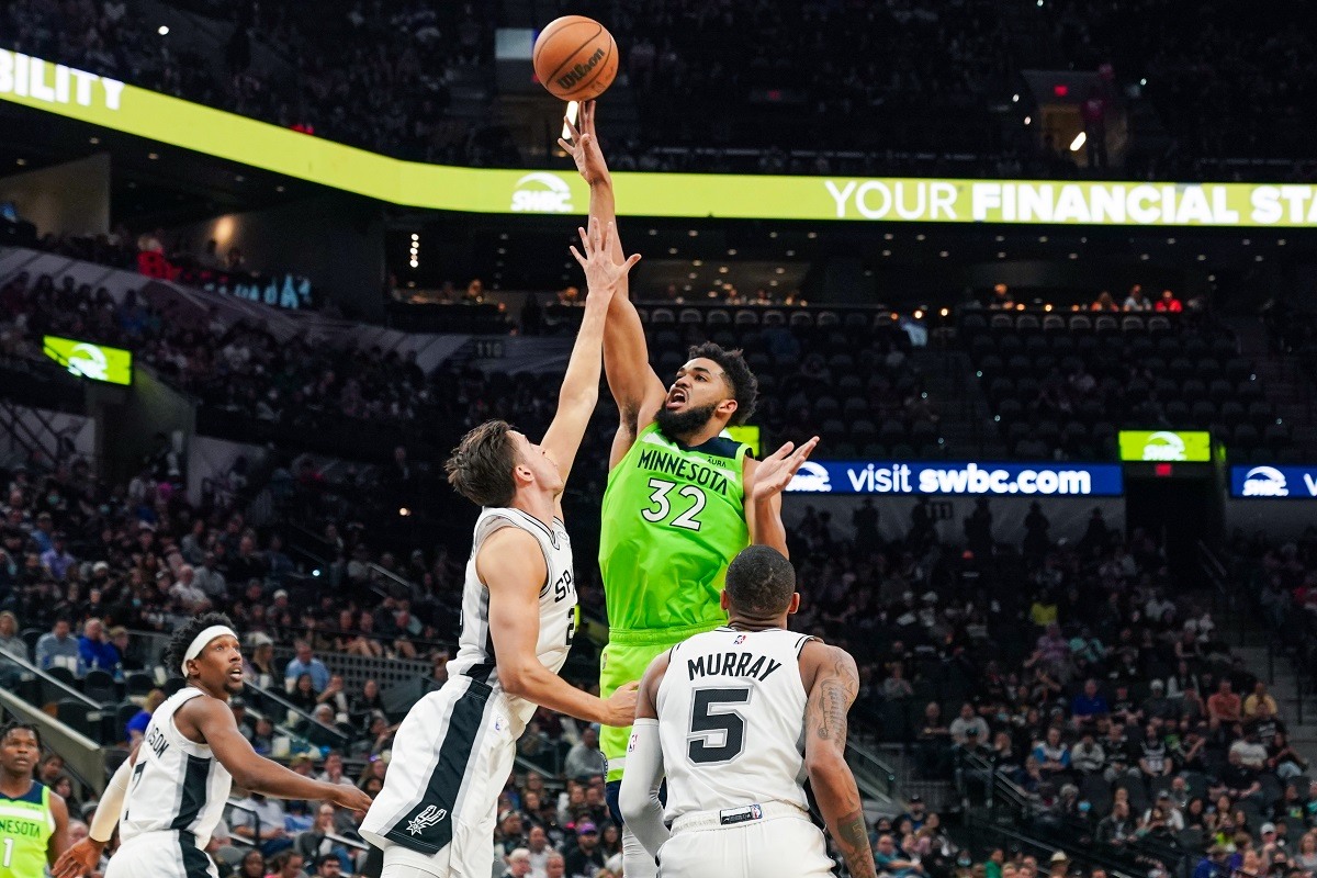 Karl-Anthony Towns 60 points Minnesota Timberwolves Spurs KAT