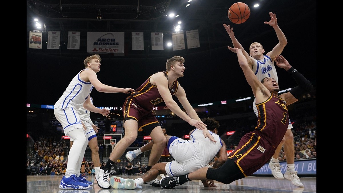 Loyola Chicago MVC Drake March Madness Missouri Valley Conference