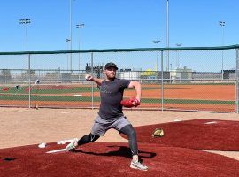 Chicago White Sox pitcher Liam Hendriks was one of about 30 players who took part in workouts at Bell Bank Park on Tuesday as the MLB lockout continues. (Image: Meghan Montemurro/Chicago Tribune)