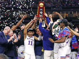 The Kansas Jayhawks are the early favorites to win the 2023 March Madness championship at some sportsbooks. (Image: Tom Pennington/Getty)