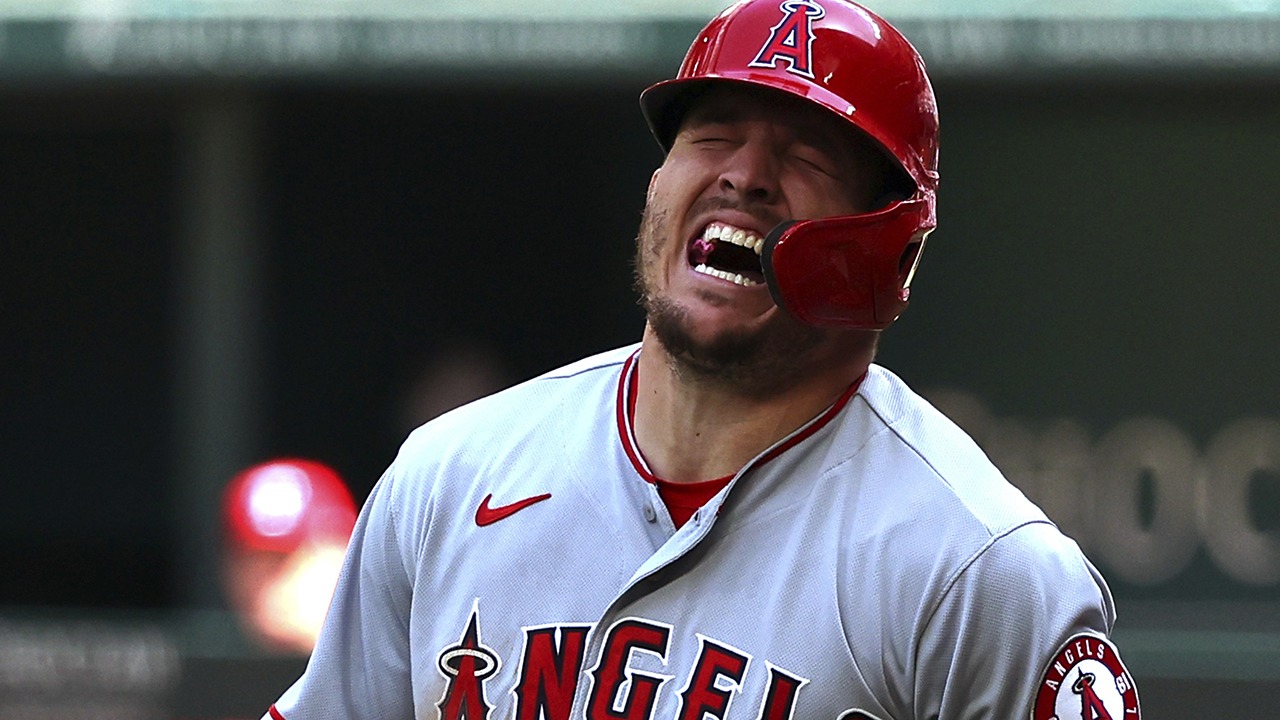 Mike Trout injury odds