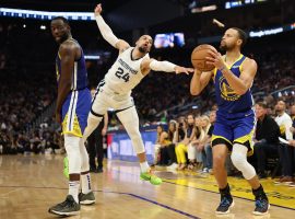 Steph Curry from the Golden State Warriors shoots a corner 3-pointer against the Memphis Grizzlies in the Western Conference Semifinals. (Image: Porter Lambert/Getty)