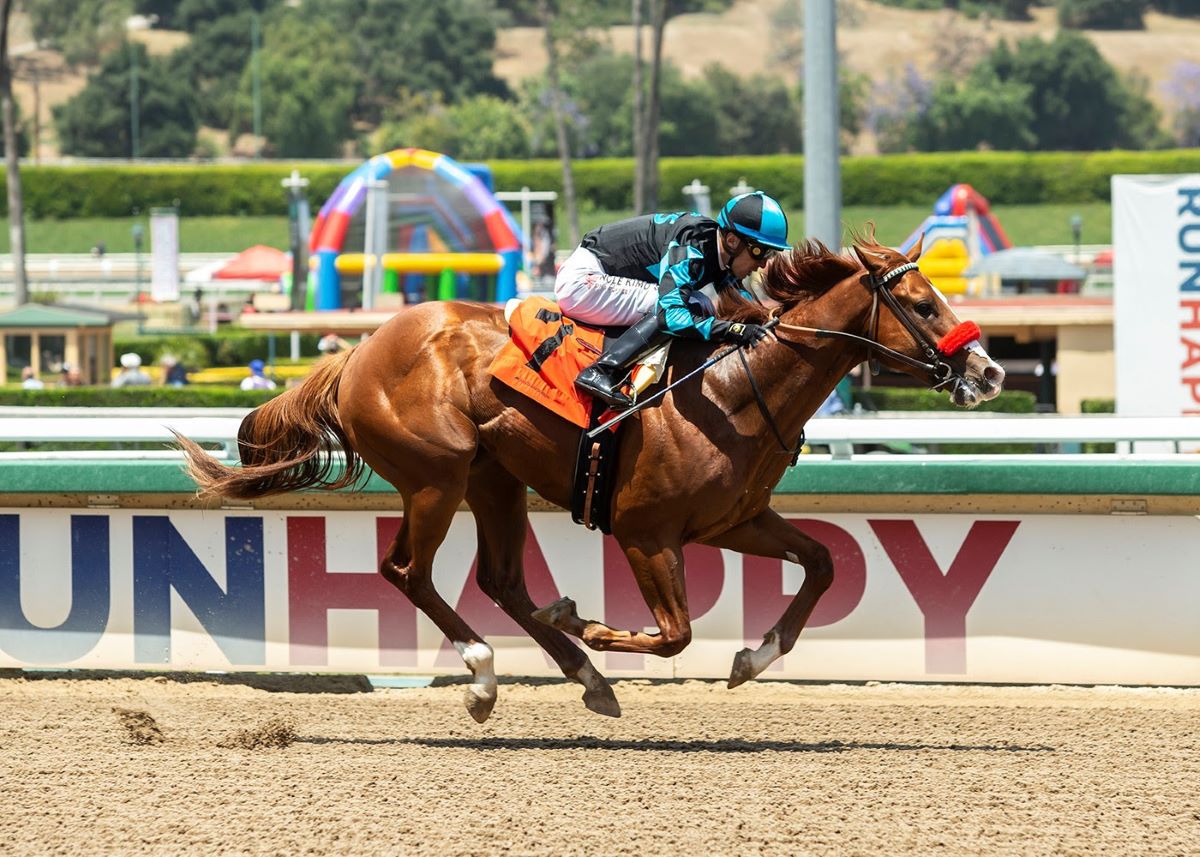 Justify's Tahoma wins first race