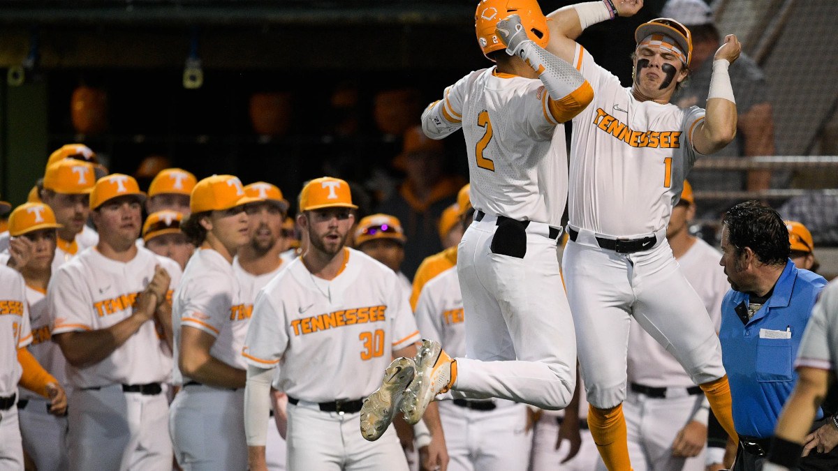 College World Series odds Tennessee