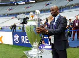 Real Madrid and Chelsea legend Claude Makelele welcomed the Champions League trophy at Stade de France ahead of the final. (Image: Twitter/championsleague)
