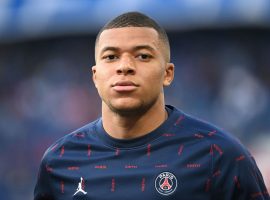 Kylian Mbappe can walk out as a gree agent after his contract with Paris Saint-Germain finishes on 1 July. (Image: Twitter/fabrizioromano)