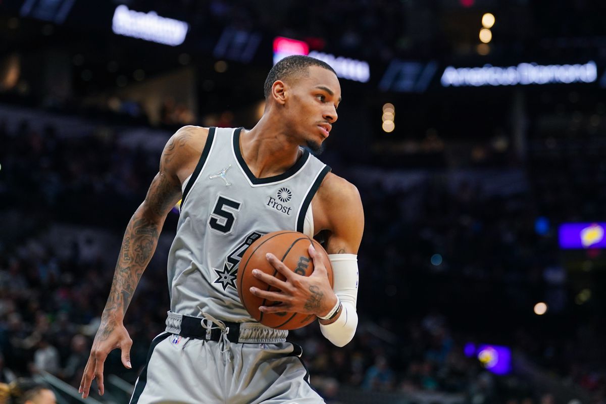 Dejounte Murray San Antonio Spurs Atlanta Hawks trade rumor