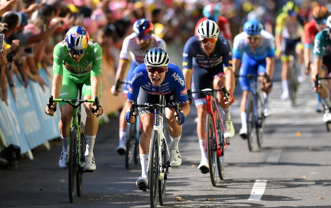Jasper Philipsen Stage 15 Le Tour de France 2022 Alpecin-Deceuninck sprint