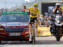 Denmark’s Jonas Vingegaard (Jumbo-Visma) avoided a crash to win Stage 18 and extend his overall lead in the 2022 Tour de France. (Image: AP)