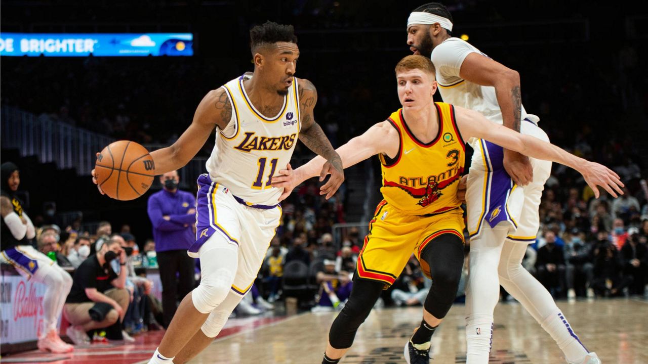 Kevin Huerter Malik Monks trade Sacramento Kings sign Lakers
