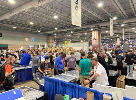 Enthusiasts flocked to the National Sports Collectors Convention in Atlantic City on Thursday. (Image: Sports Collectors Daily)