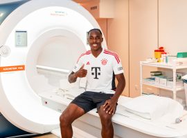 Matys Tel signed a multi-year contract with Bayern. (Image: twitter/fcbayern)
